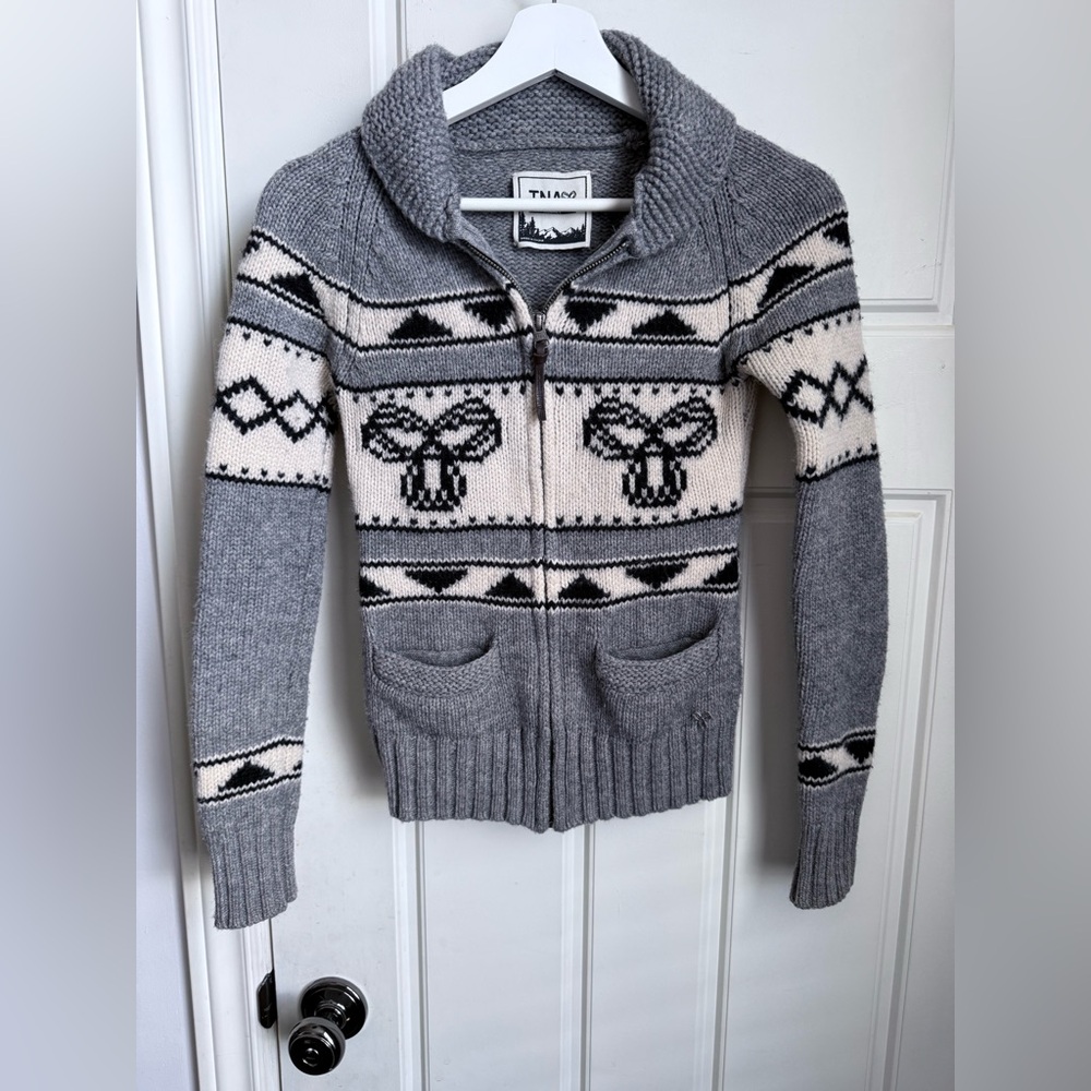 TNA Gray and Black Patterned Cardigan